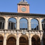 BIBLIOTECA DE LA UNIVERSIDAD-(PALACIO DE ARCHIGIMNASIO).