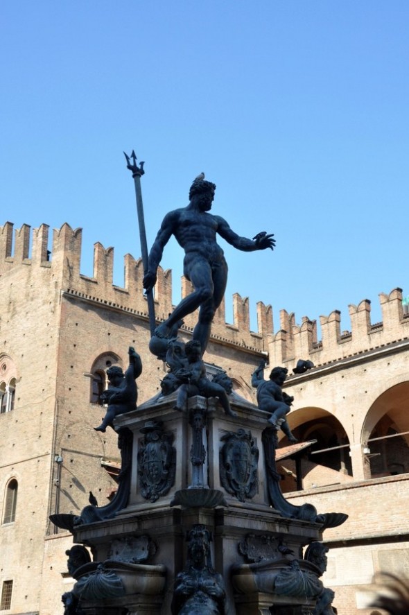 ESTATUA DE NEPTUNO