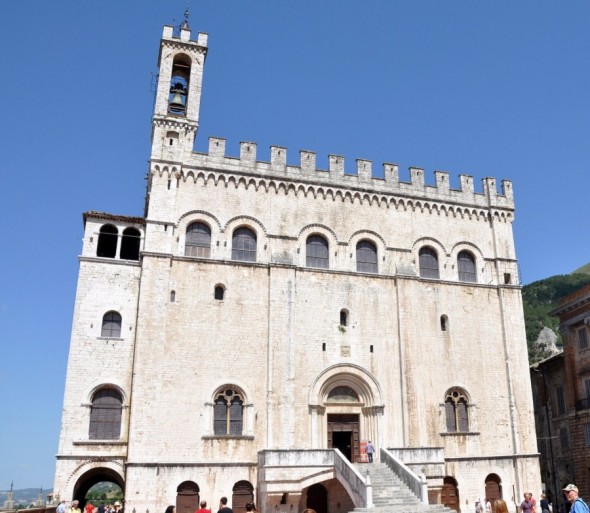PALACIO DE LOS CONSULES 
