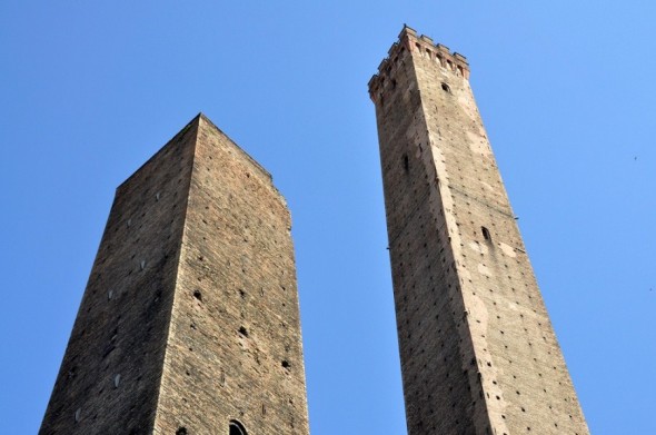 TORRES DE ASINELLI Y GARISENDA