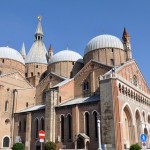 BASILICA DE SAN ANTONIO DE PADUA