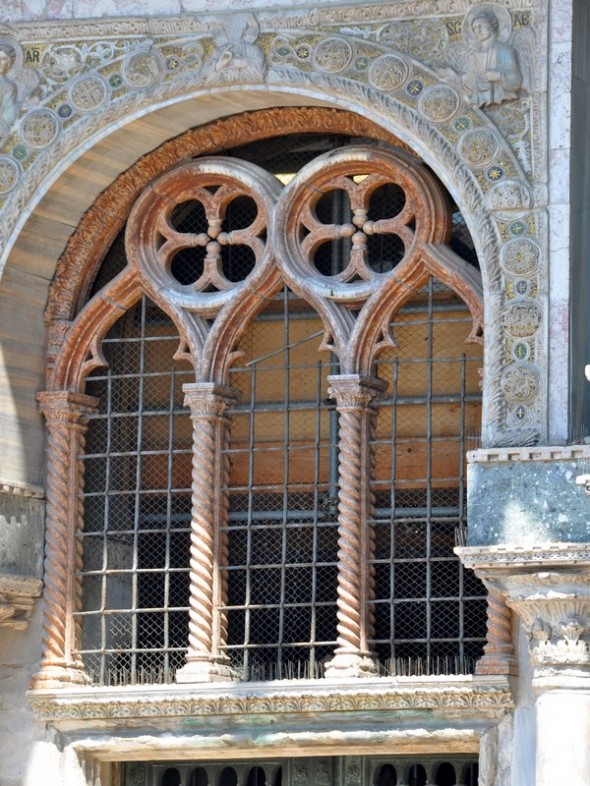 BASILICA DE SAN MARCOS 