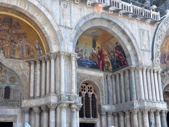BASILICA DE SAN MARCOS 