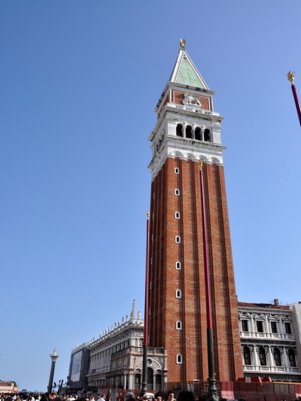 CAMPANILE 