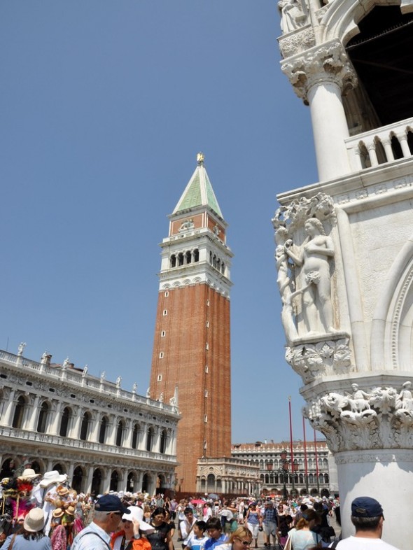 CAMPANILE 