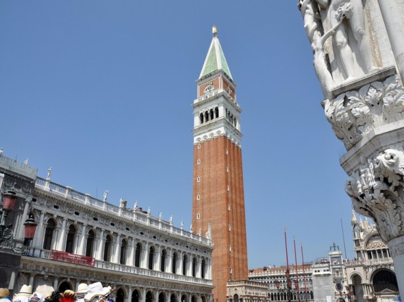 CAMPANILE 