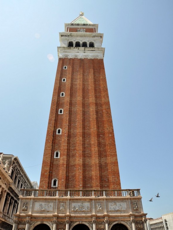 CAMPANILE 