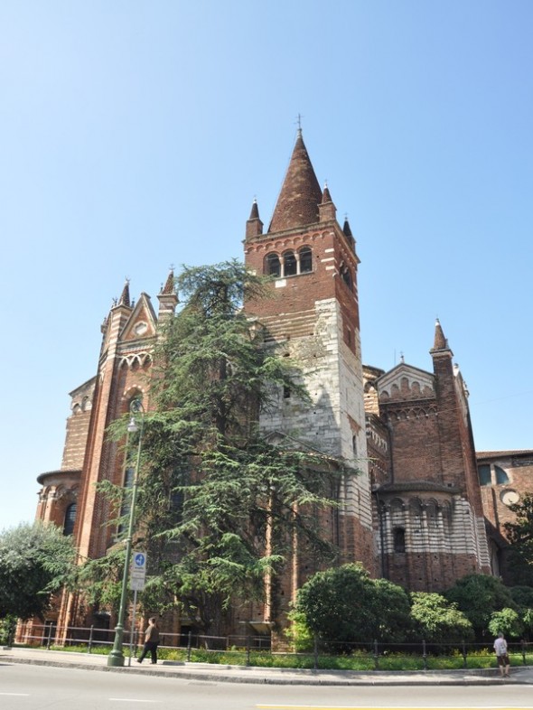 IGLESIA DE SAN FERMO