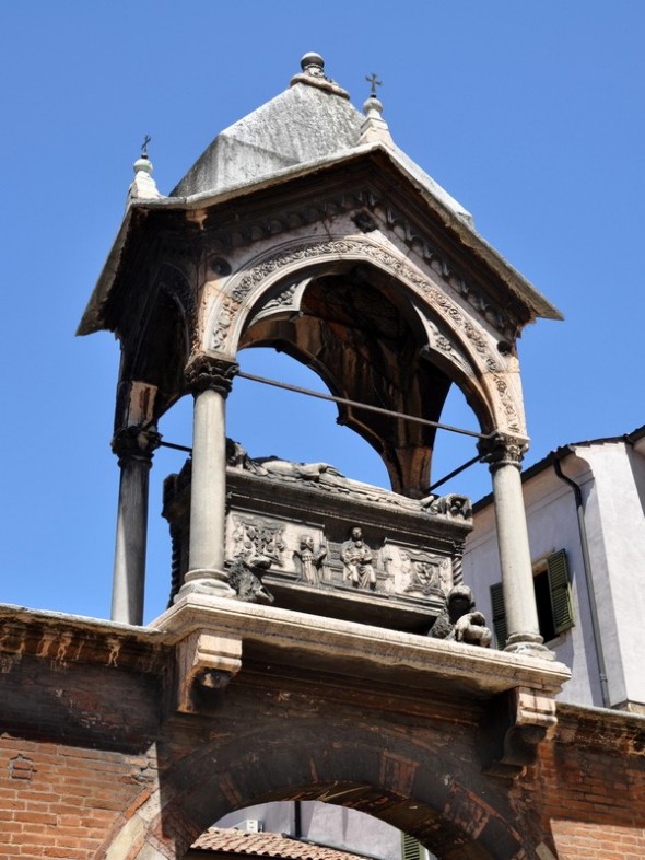IGLESIA DE SAN PIETRO MARTIRE