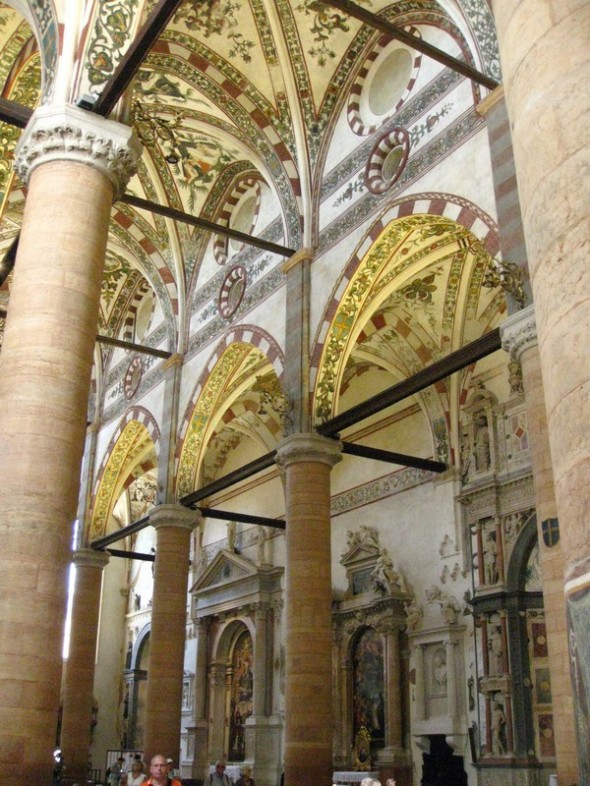 IGLESIA DE SANTA ANASTASIA