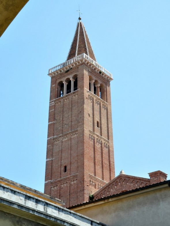 IGLESIA DE SANTA ANASTASIA