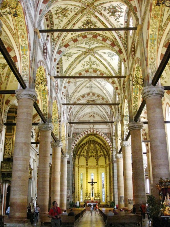 IGLESIA DE SANTA ANASTASIA