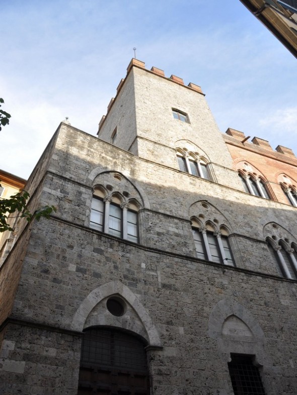 PALACIO CHIGISARACINI  