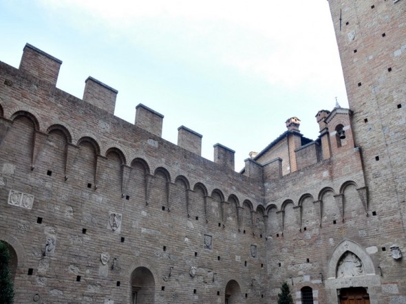 PALACIO CHIGISARACINI  