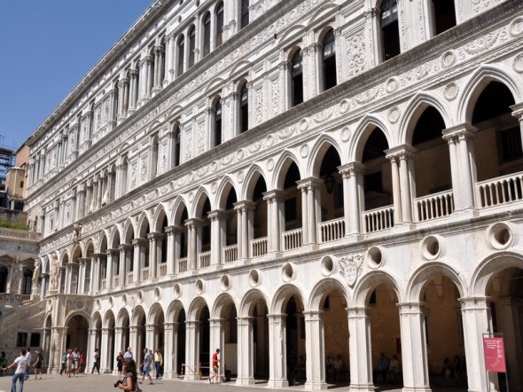 PALACIO DUCAL 
