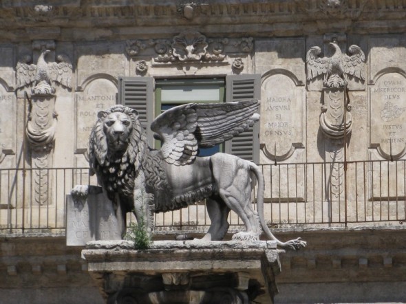 PLAZA DEL ERBE 