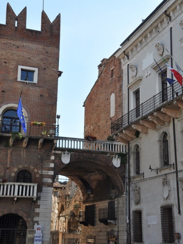 PLAZA DEL SIGNORI 