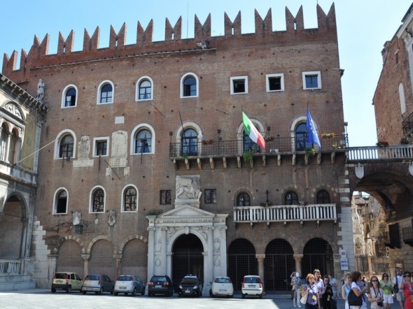 PLAZA DEL SIGNORI 