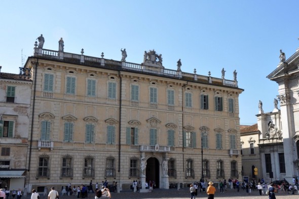 PLAZA SORDELLO 