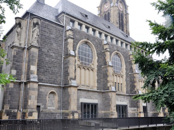 IGLESIA DE SAN PEDRO