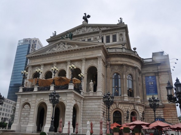 LA VIEJA OPERA 
