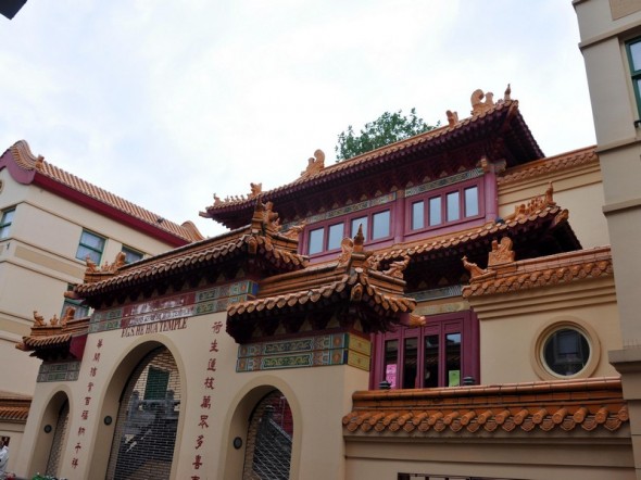 CANALES Y CASAS