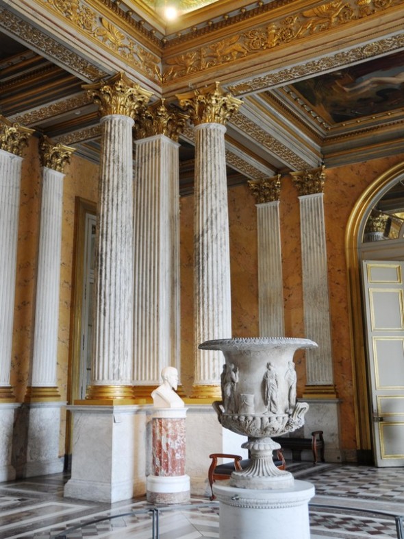 MUSEO DEL LOUVRE 