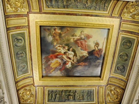 MUSEO DEL LOUVRE 