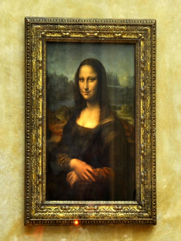 MUSEO DEL LOUVRE 