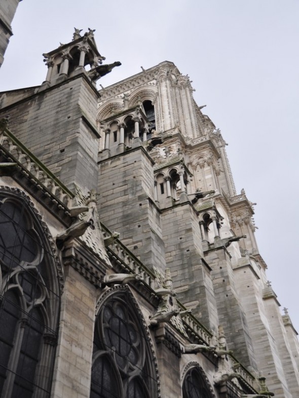 NOTRE DAME 