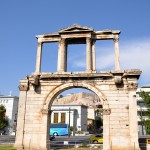 PUERTA DE ADRIANO