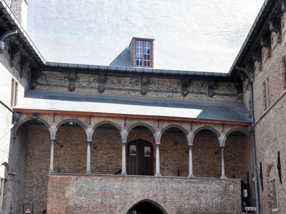 CAMPANARIO BELFORT 