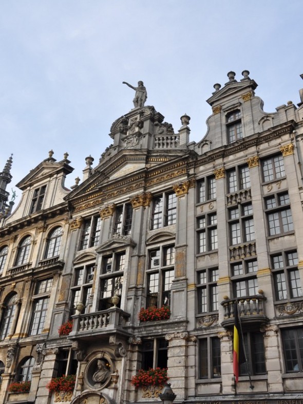 GRAND PLACE