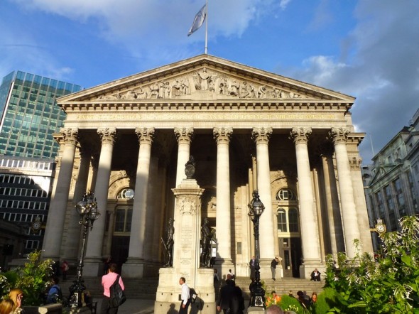 BANCO BRITANICO Y ROYAL EXCHANGE 