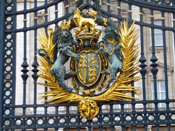 BUCKINGHAM PALACE