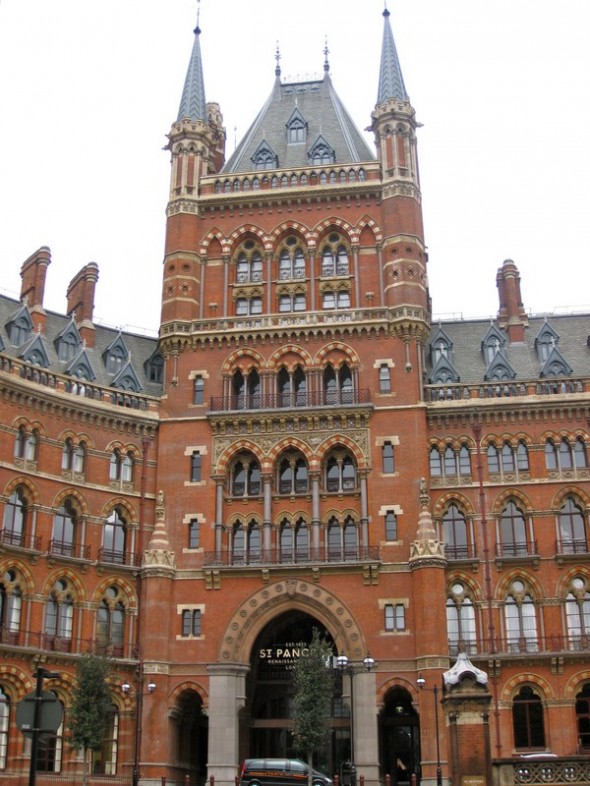 ESTACION KINGS CROSS SAN PANCRACIO 