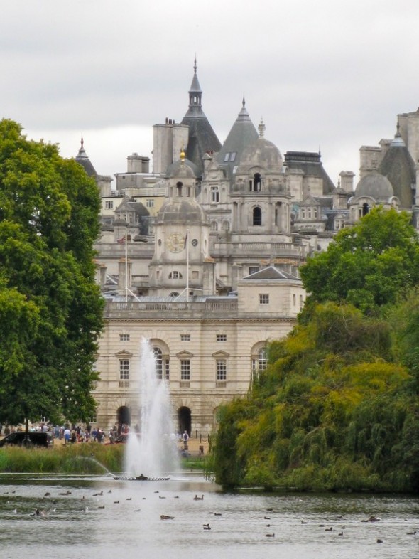 ST.JAMES PARK 