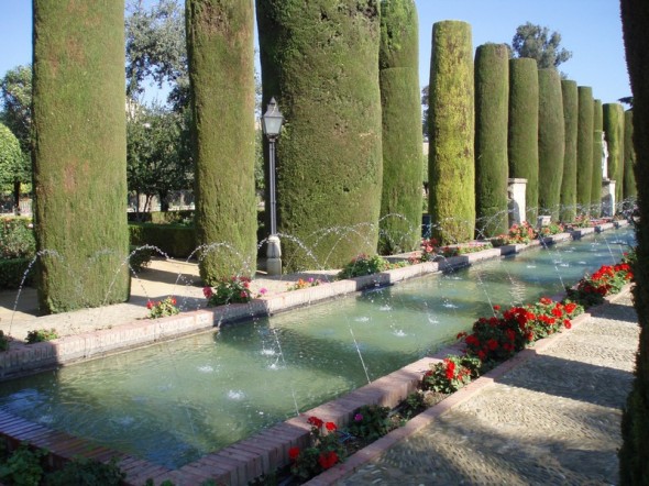 ALCAZAR 
