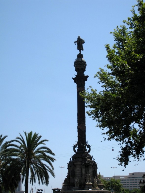 MONUMENTO A COLON 