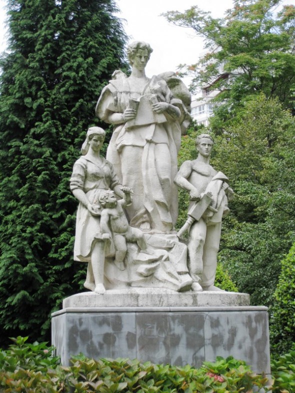 PARQUE DE ISABEL LA CATOLICA 