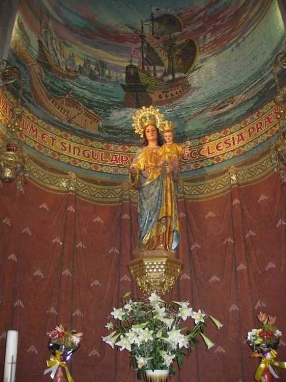 TEMPLO EXPIATORIO DEL SAGRADO CORAZON 