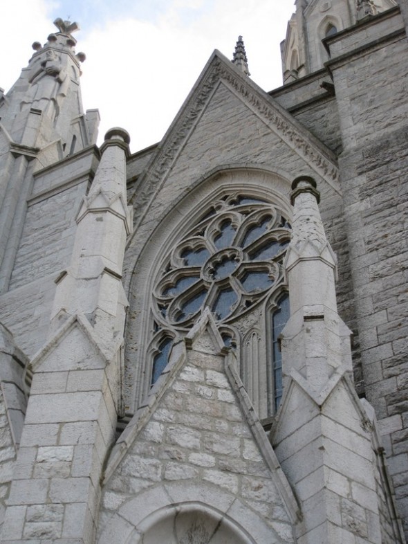 TEMPLO EXPIATORIO DEL SAGRADO CORAZON 