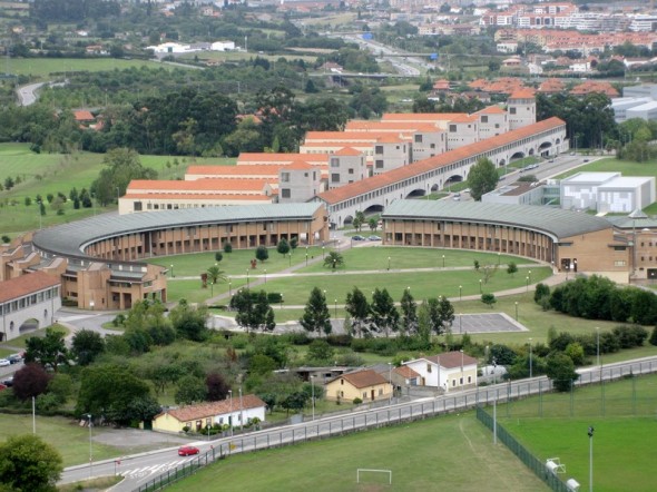 UNIVERSIDAD LABORAL 