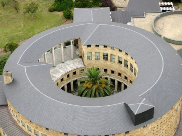 UNIVERSIDAD LABORAL 