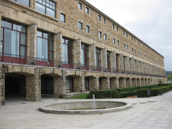UNIVERSIDAD LABORAL 