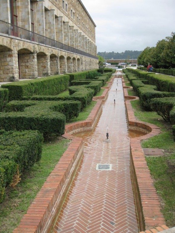 UNIVERSIDAD LABORAL 