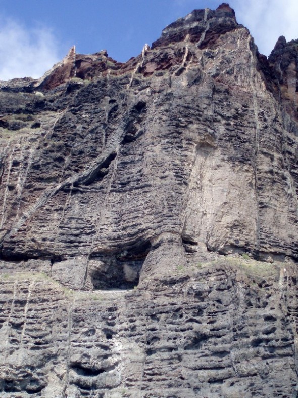 ACANTILADOS DE LOS GIGANTES 