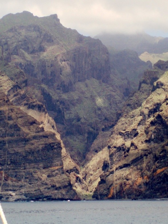ACANTILADOS DE LOS GIGANTES 