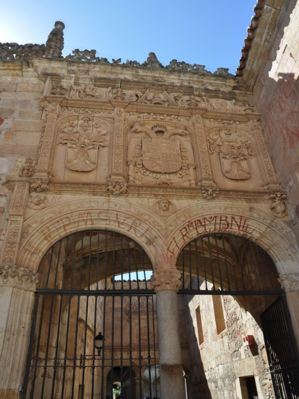 ESCUELAS MENORES 