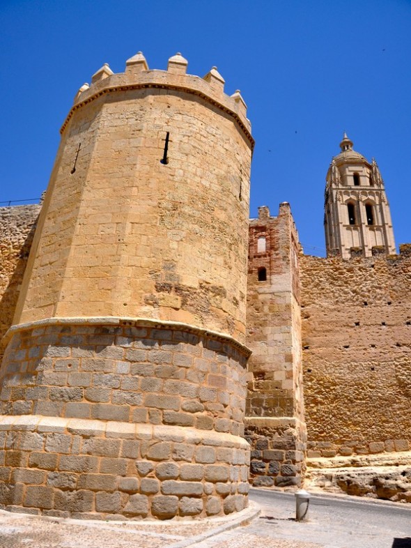 PUERTA DE SAN ANDRES 